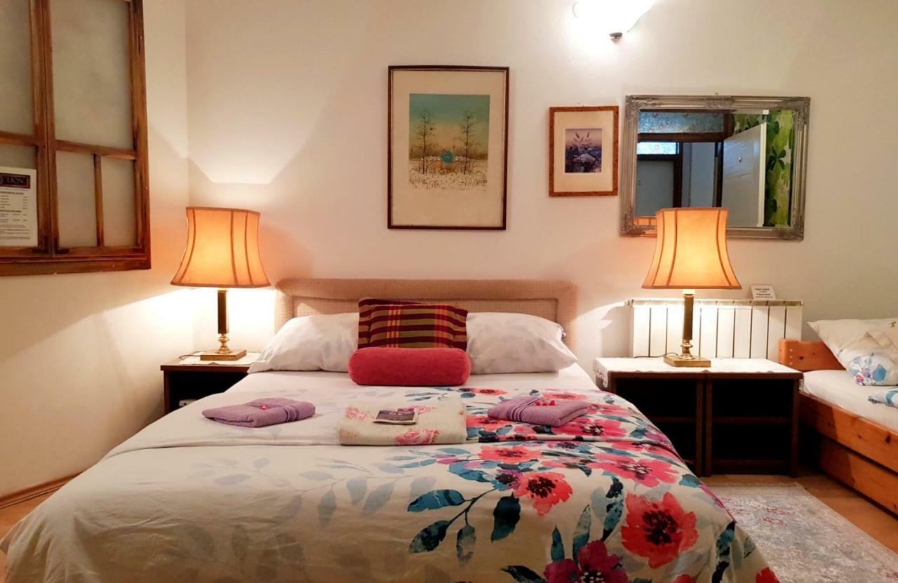Hostel Pansion Lion 塞拉耶佛 外观 照片